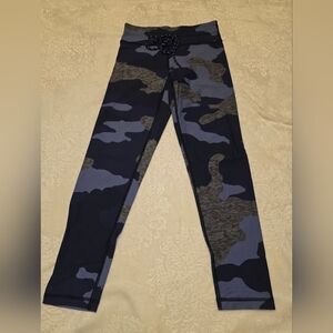 Aerie Chill Play Move Blue Camo Leggings